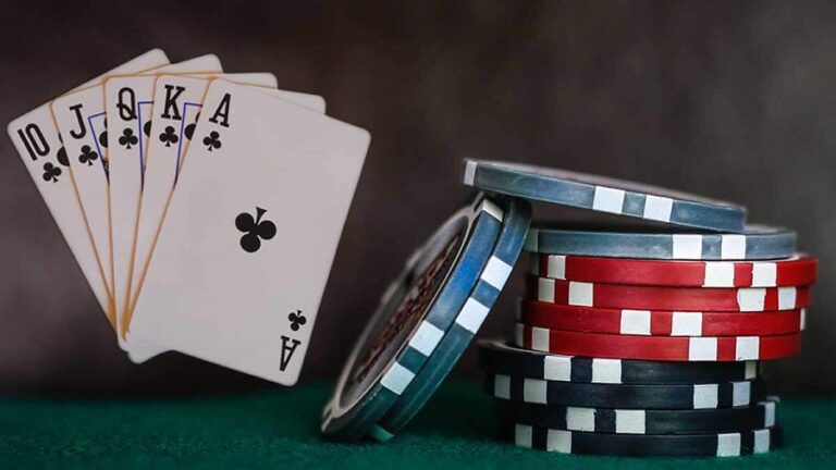 Vài khuyết điểm trong khi chơi Poker