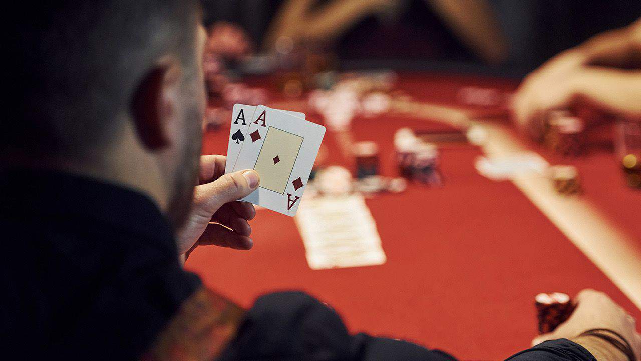 Tong quan bai Poker – xi to va top 4 cach choi xi to cuc dinh