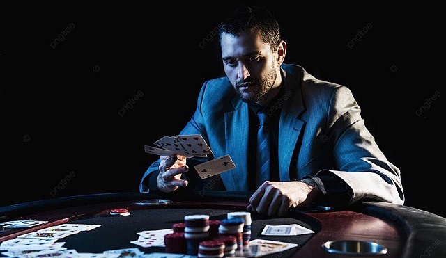 Sai lầm cực nghiêm trọng khiến bạn thua sạch túi tiền khi đánh bài Poker